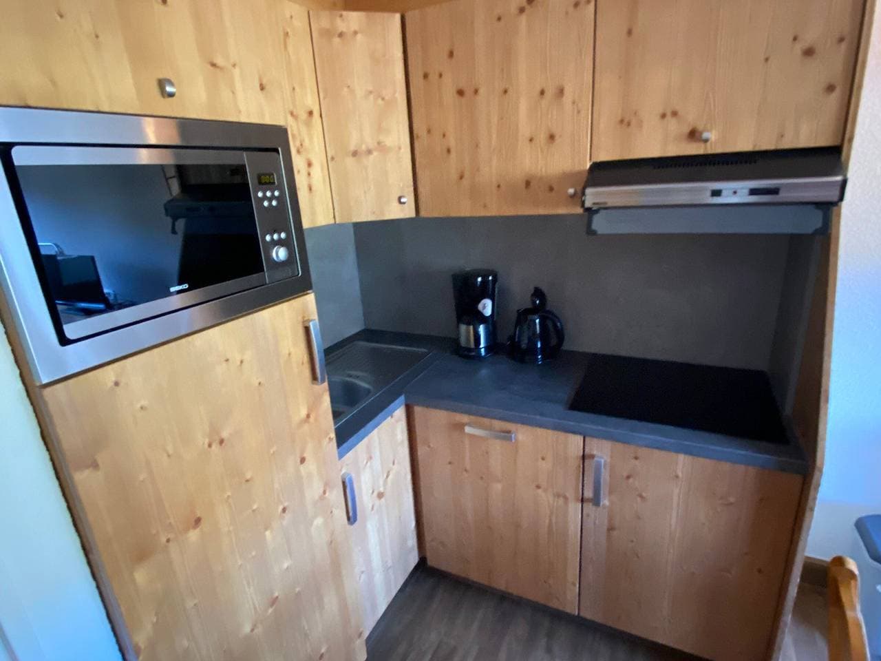 Foto 6 von 9: Autrans - Gemütliche Wohnung für 4 Personen mit Balkon, nahe dem Dorfzentrum und den Skipisten