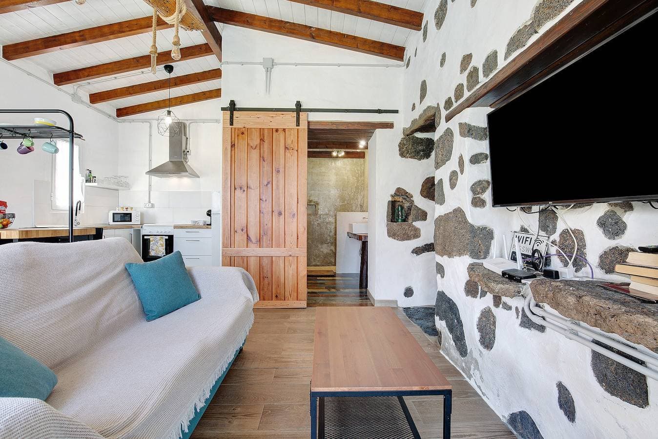 Foto 4 von 24: Ferienhaus 'Ca Lajares' mit Bergblick, privater Terrasse und WLAN