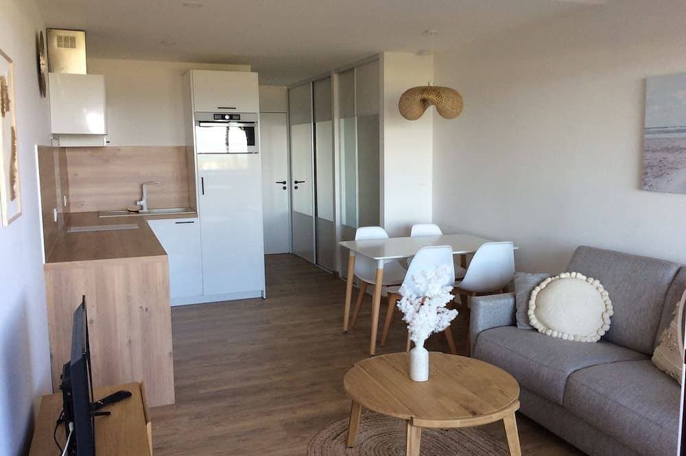 Foto 12 von 17: Studio 25m2 & terrace 8 m2 sea view for 2 people private box swimming pool WIFI