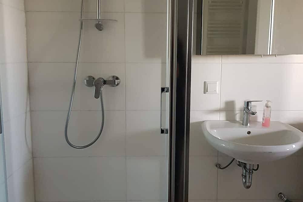 Foto 4 von 14: Appartement Vue Mer an der Côte d' Azur mit Gartenanteil für 2 - 3 Personen