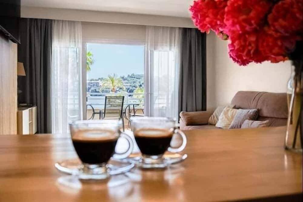 Foto 9 von 30: Elegant beachfront apartment in Magaluf