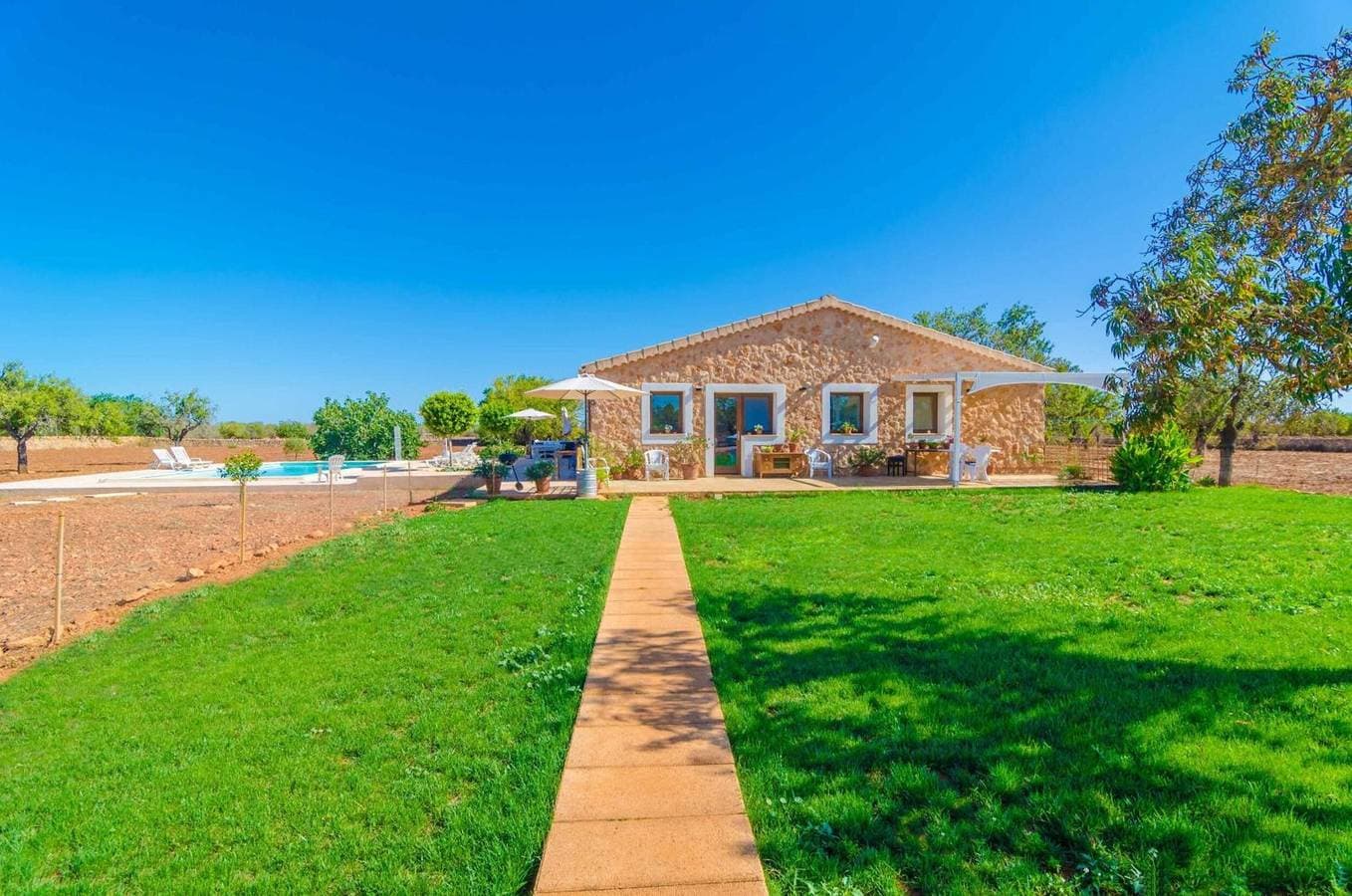 Foto 3 von 30: Villa „Calma“ mit großem privatem Pool, privater Terrasse und WLAN