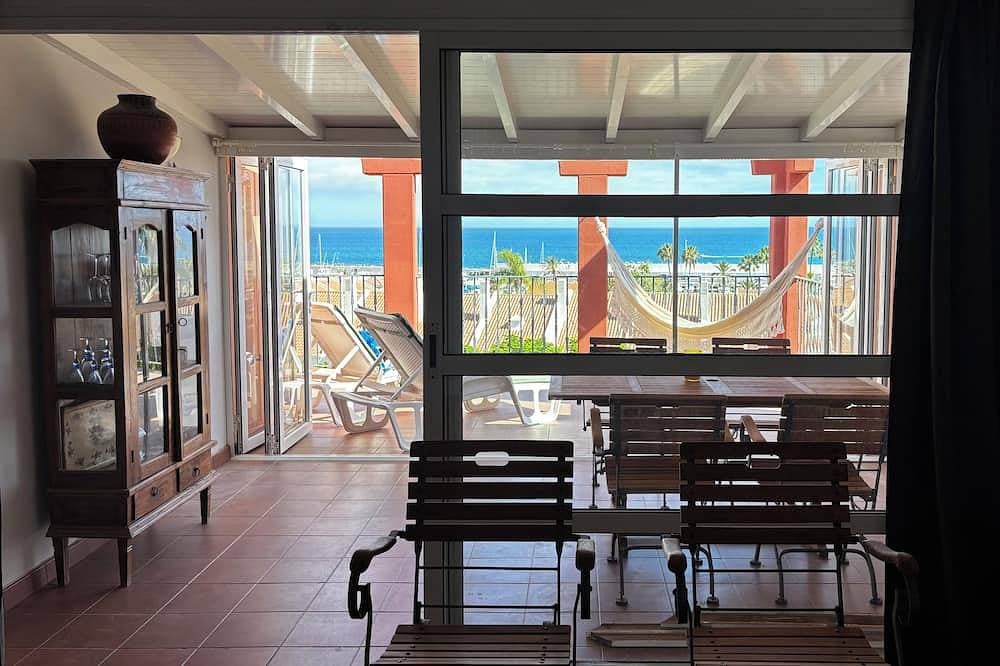 Penthouse mit großer Terrasse und Meerblick 1