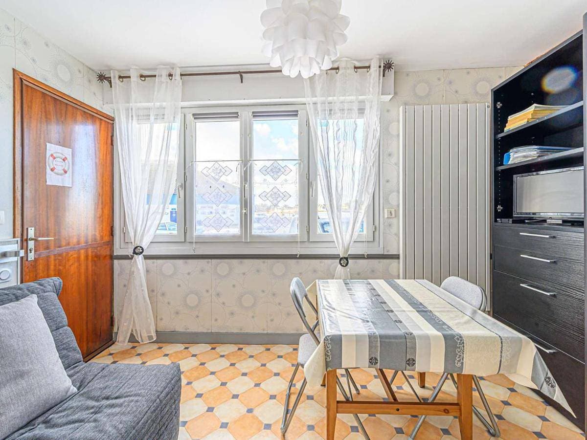 Foto 3 von 13: Studio Charmant avec Vue sur Port - Proche Commerces et Plages, Étel, Morbihan - Fr-1-479-127