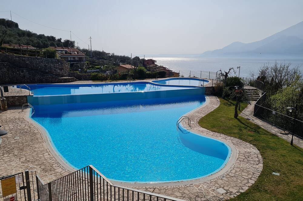 Appartement Casalina mit einzigartiger Poollandschaft wenige Meter zum Gardasee 1