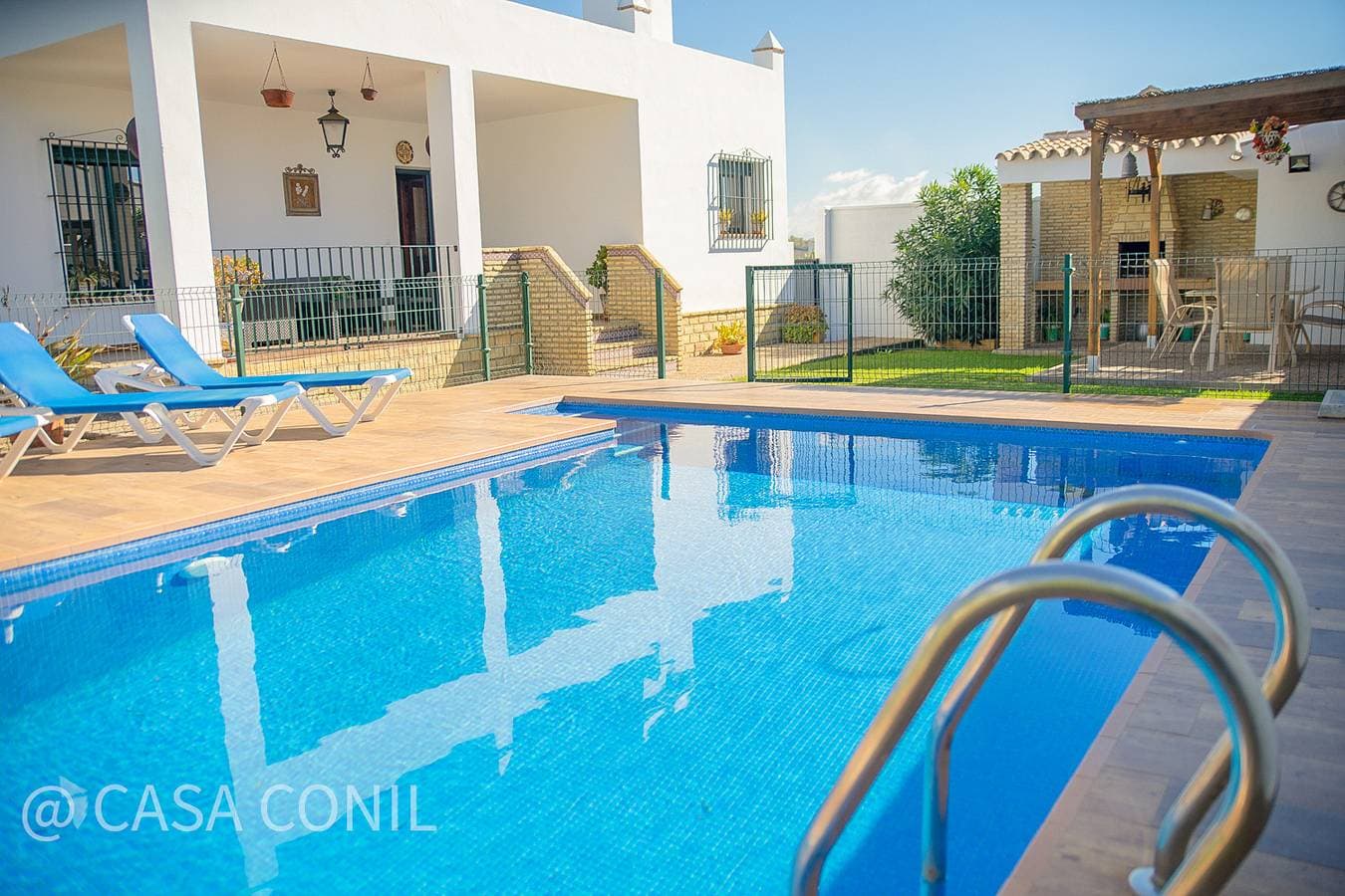 Foto 2 von 43: Ferienhaus mit großem Garten und privatem Pool bei Fuente del Gallo, strandnah,  mit Klimaanlage und WiFi Internet - Casa Macarena -