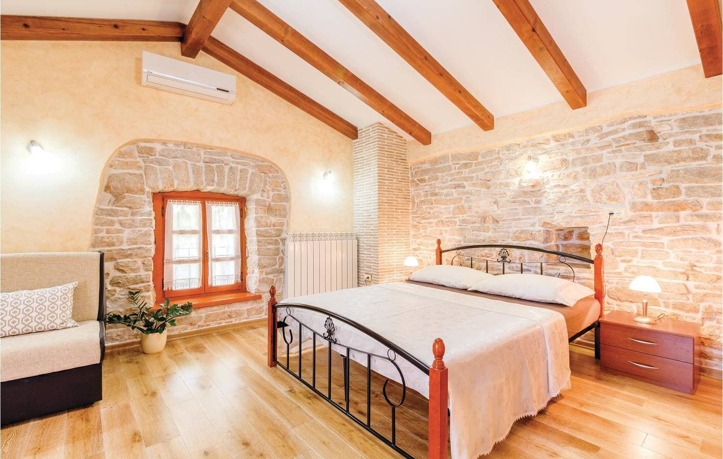 Foto 7 von 35: Modernes Apartment mit einem Schlafzimmer, Terrasse, WLAN und Parkplatz