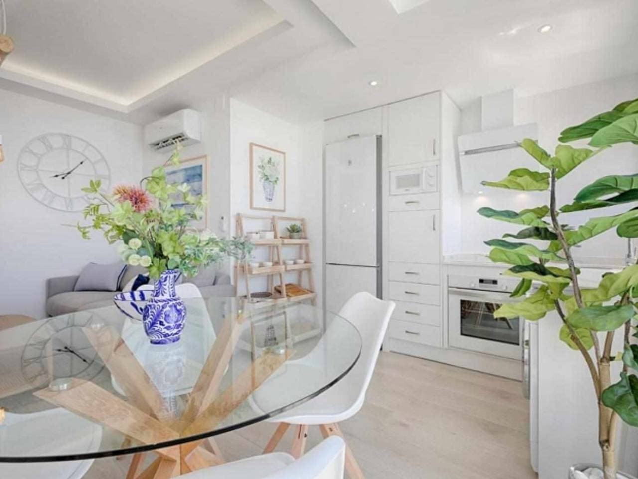 Foto 5 von 23: Modernes 1-Zimmer-Apartment in Estepona, komplett renoviert