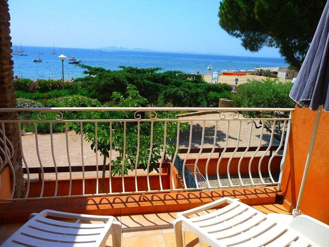 Foto 7 von 26: (6) Apartments mit Beheiztem Pool und Blick Aufs Meer zu 10 meter vom Strand