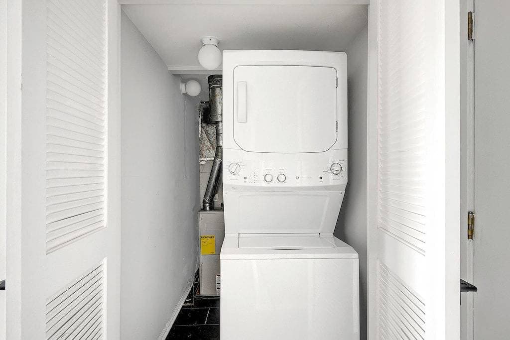 Foto 12 von 20: Airy Lakeview 1Br w/ W/D, 1 block to L, near Wrigley Field, by Blueground