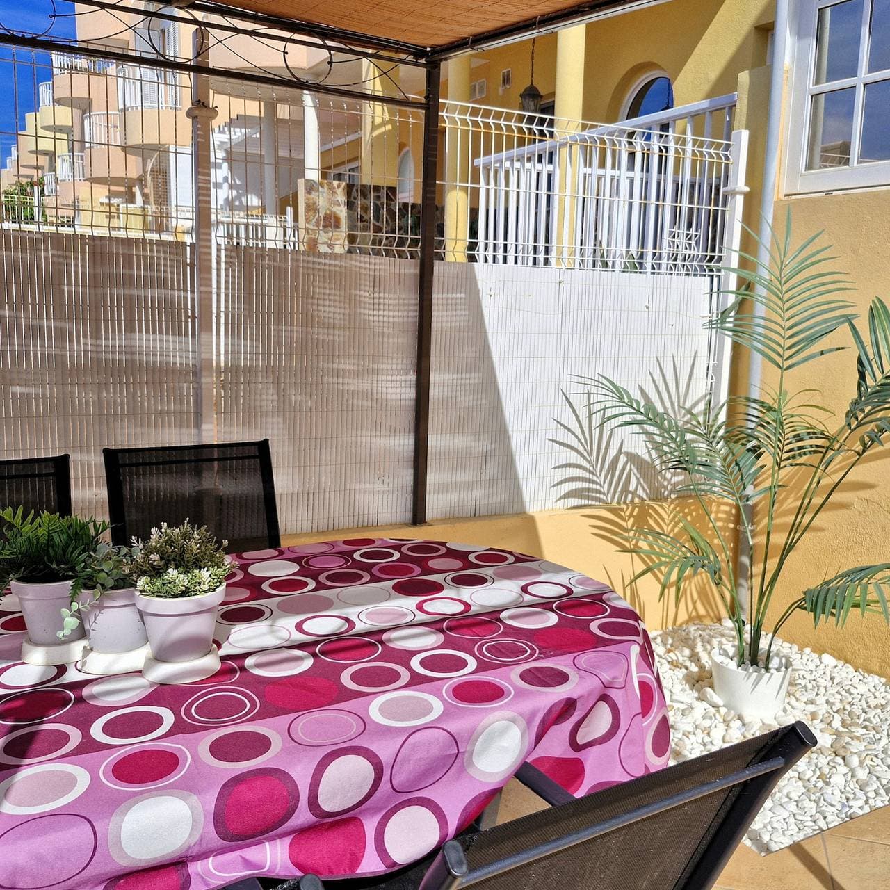 Foto 12 von 41: Reihenhaus 10 Min vom Strand mit Meerblick und fibre W-Lan gratis