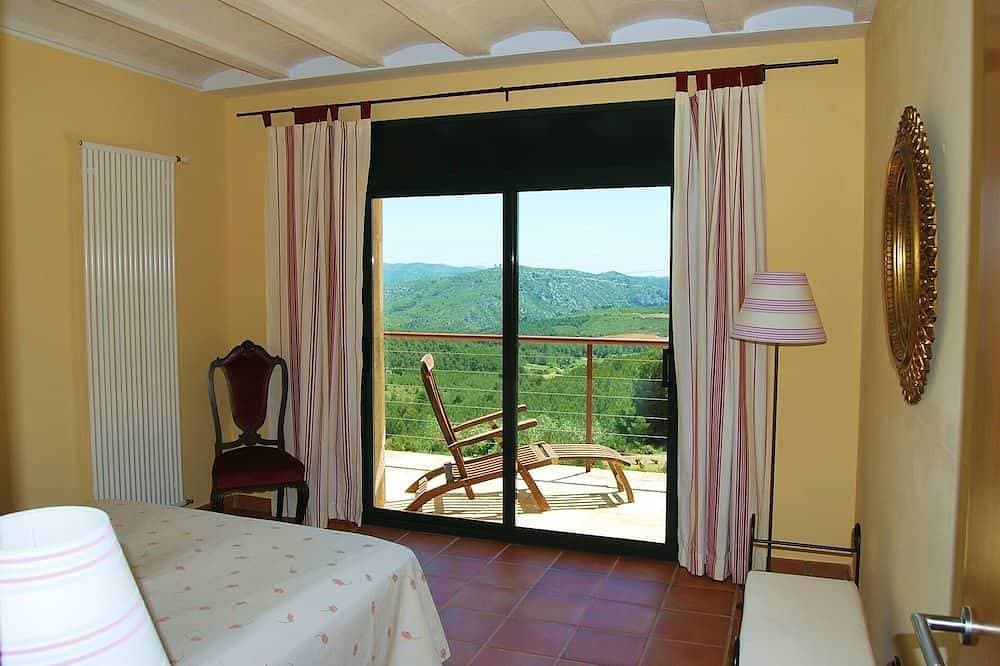 Foto 2 von 16: Nähe Barcelona, komfortable Ferienwohnung in Landhaus inmitten von Weinbergen