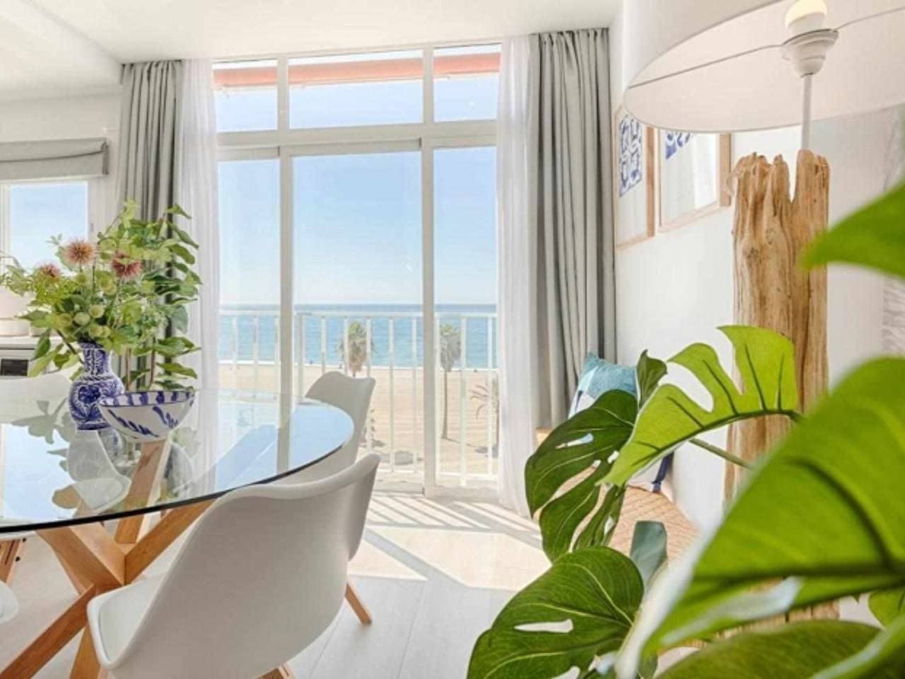 Foto 2 von 23: Modernes 1-Zimmer-Apartment in Estepona, komplett renoviert