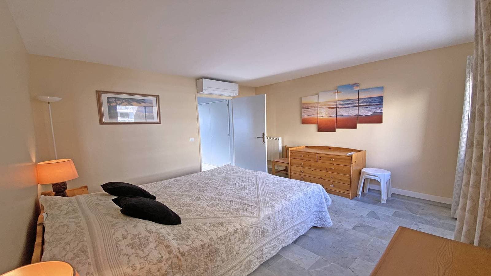 Foto 7 von 10: Wohnung für 2/4 Personen - Meerblick - Klimaanlage - WiFi - Zentrum und Strand - Sainte Maxime
