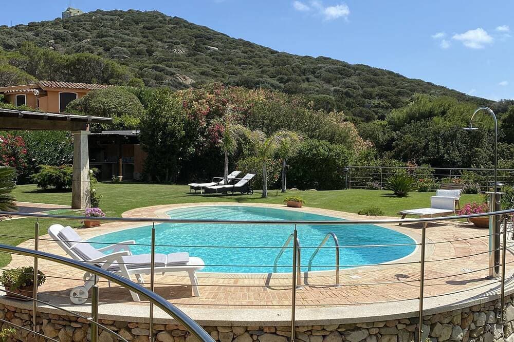 Foto 10 von 30: Villasimius Sardinien, Villa mit Pool 150 Meter vom Meer entfernt in Cala Caterina