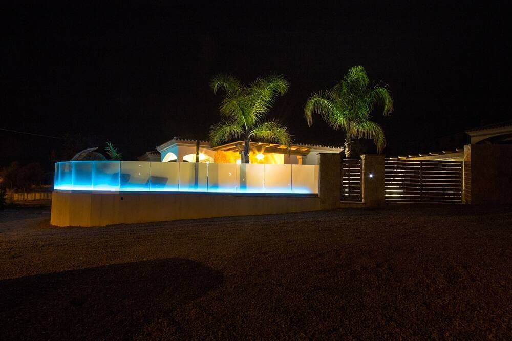 Foto 2 von 30: Mediterranean villa with private pool on Foxi Manna beach in Sardinia