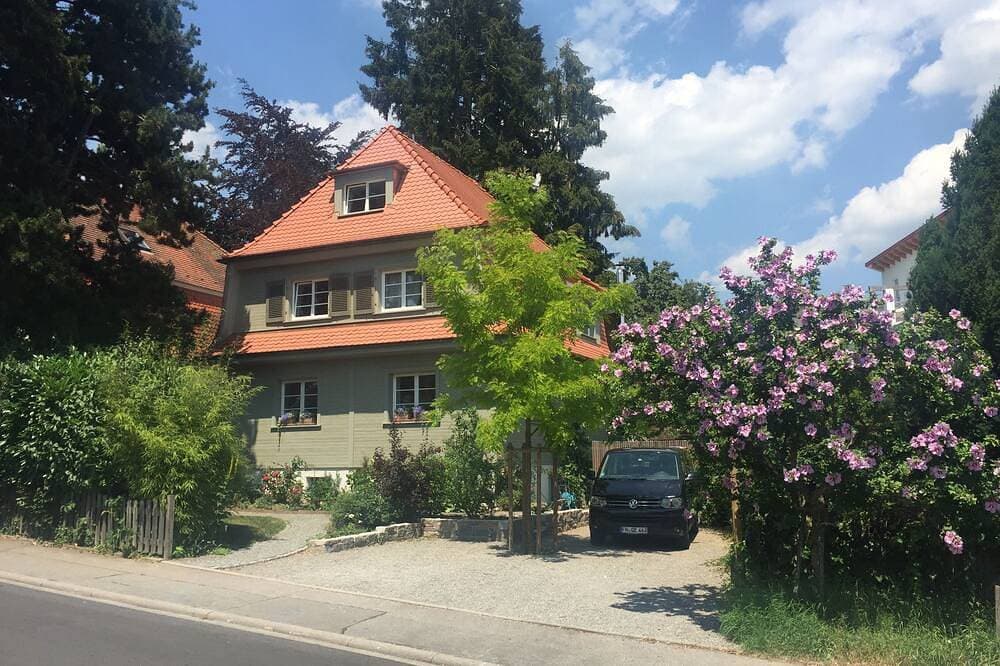 Idyllische FeWo, Zentral in Seenähe 1