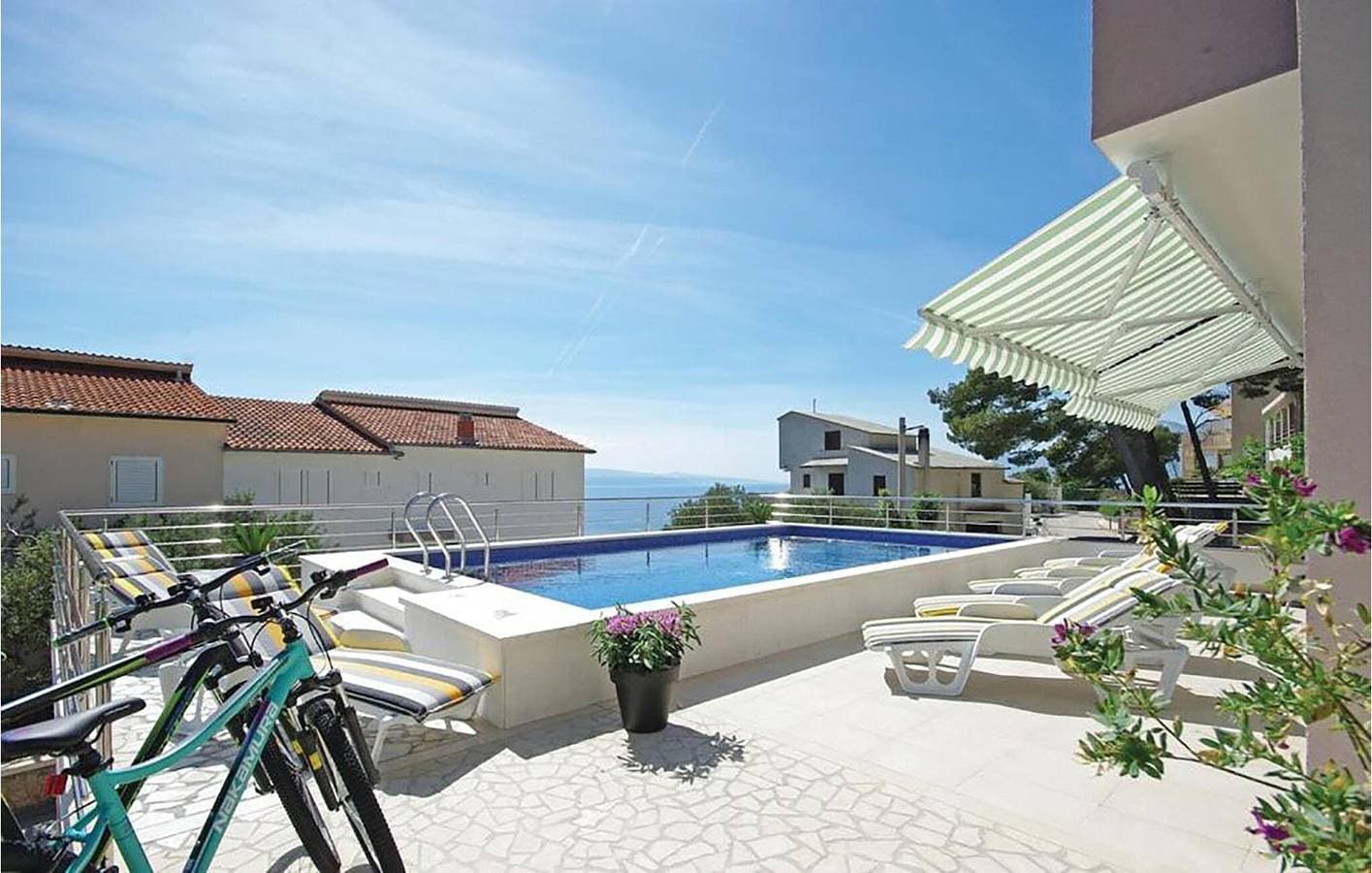 Foto 10 von 23: Gemütliche Ferienwohnung mit Meerblick, Pool, Parkplatz und Terrasse – 800 m vom Strand entfernt