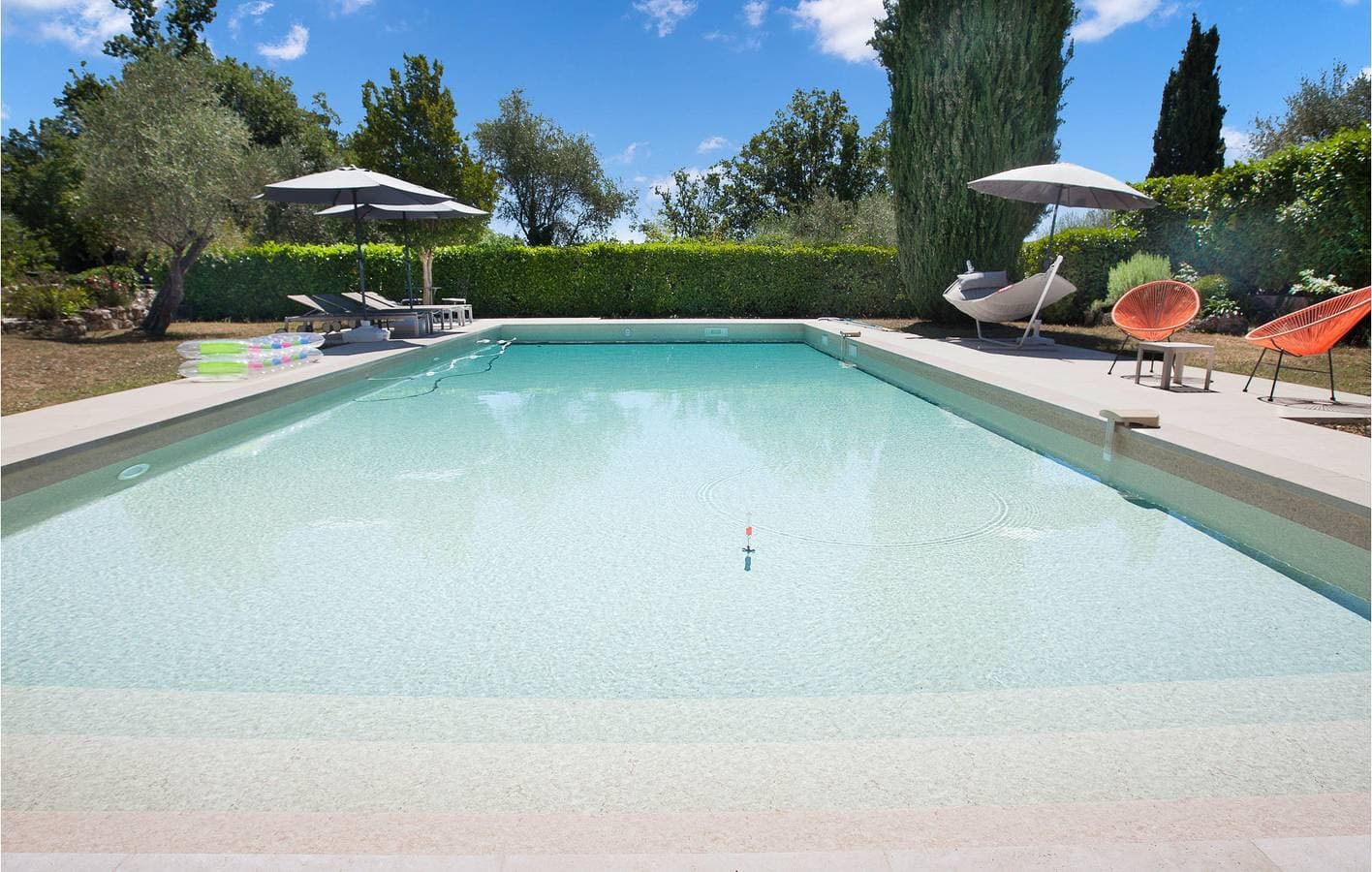 Foto 12 von 44: Stilvolle 180qm Wohnung mit Pool und Stadtblick, Saint-Cézaire-sur-Siagne