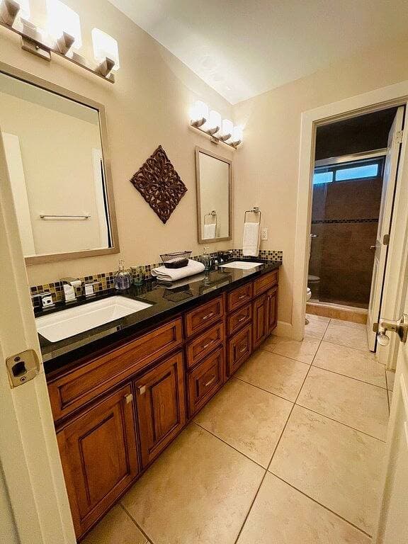 Foto 6 von 31: Privatoase in bester McAllen Lage mit gesichertem Parkplatz, Pool & beheiztem Whirlpool