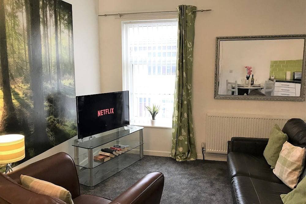 Apartment-Komfort-Eigenes Badezimmer-Strassenblick 1