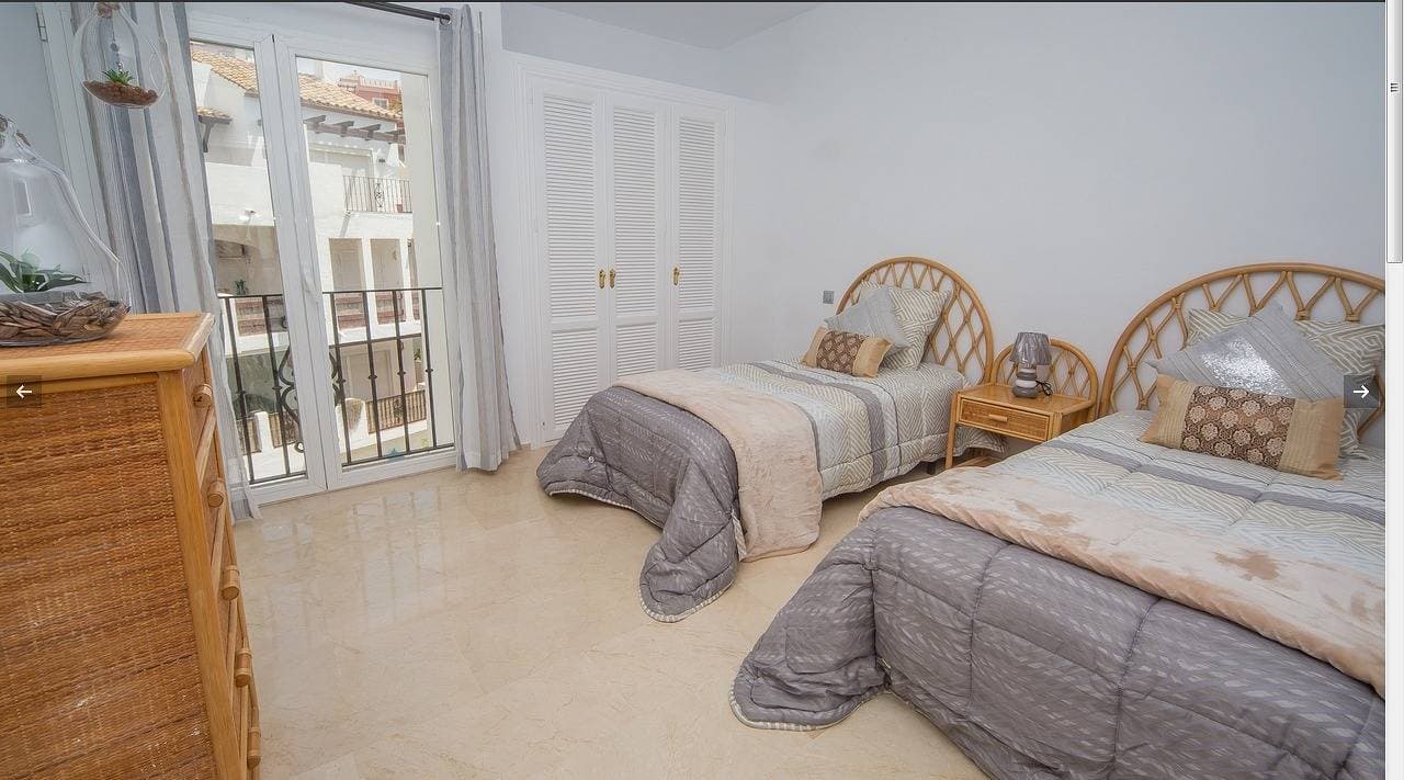 Foto 6 von 35: Ferienwohnung für 4 Personen mit Pool