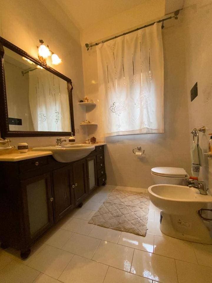 Foto 7 von 25: Two-Bedroom Apartment