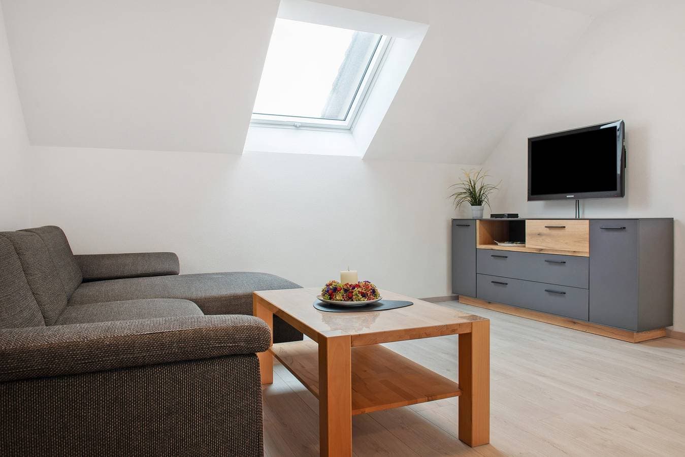 Foto 4 von 36: Ferienwohnung "Am Birnbaum" mit schönem Balkon und WLAN