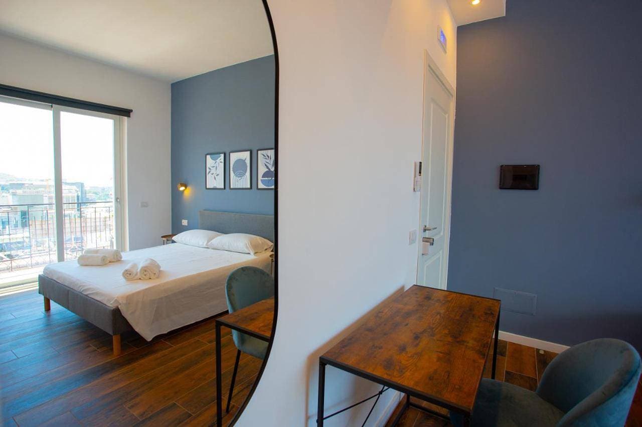 Foto 5 von 13: Double Room with Private Bathroom