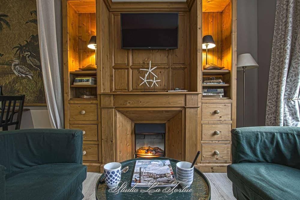 Stylish studio w/ large comfortable bed at the heart of Old Honfleur - Studio La Tortue ★★★★ 1