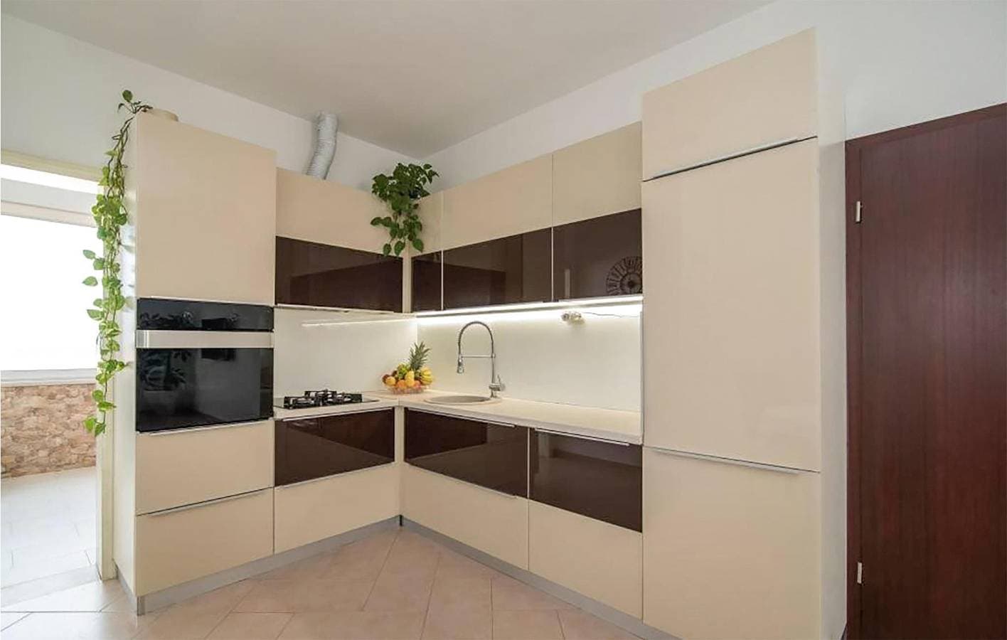 Foto 9 von 22: Gemütliche 1-Zimmer-Wohnung mit Terrasse, 100 m vom Strand entfernt, kostenloses WLAN und Parkplatz