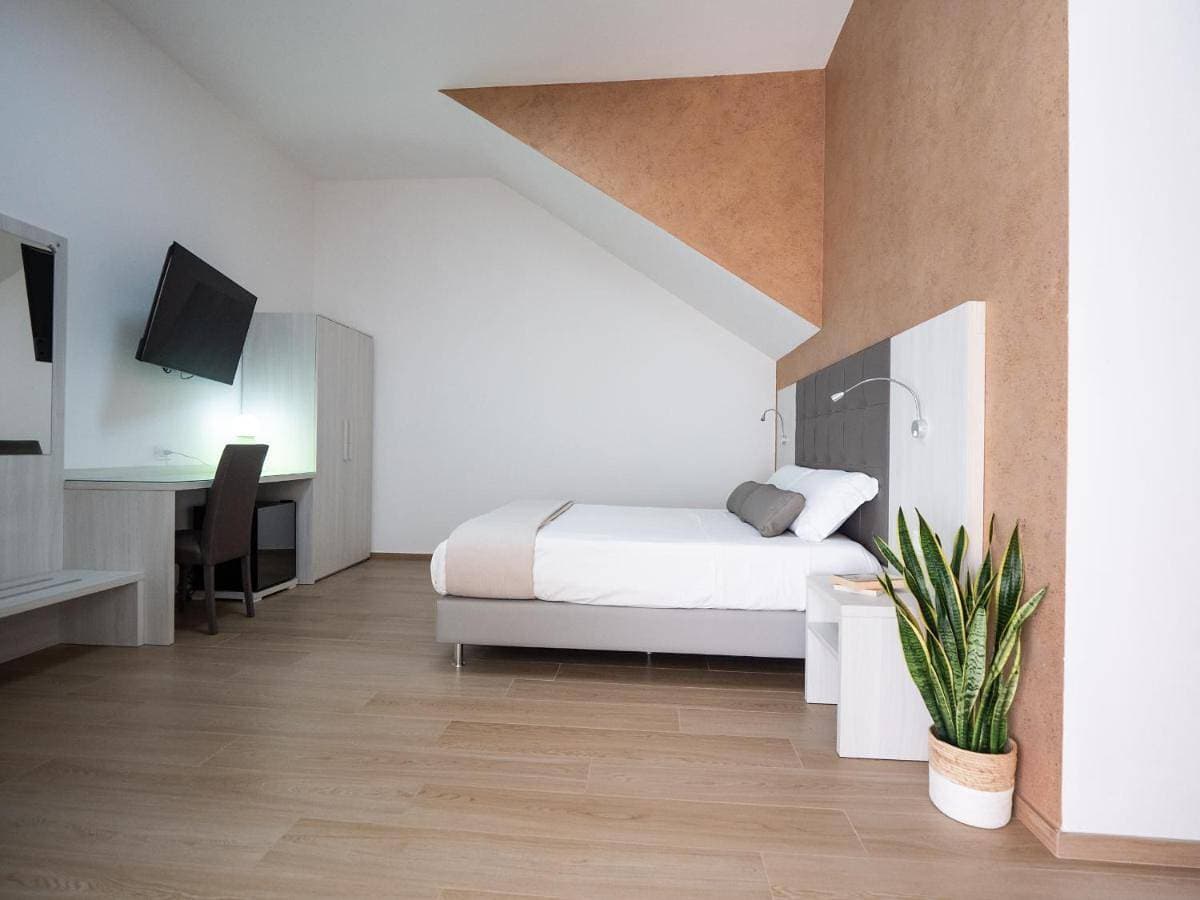 Foto 4 von 21: Large Double Room