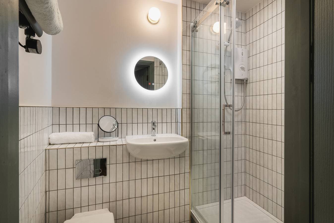 Foto 9 von 11: Your Apartment | Cotham Arms - Studio (Sk)