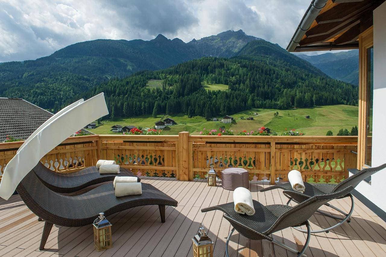 Foto 4 von 12: Double Room with Balcony
