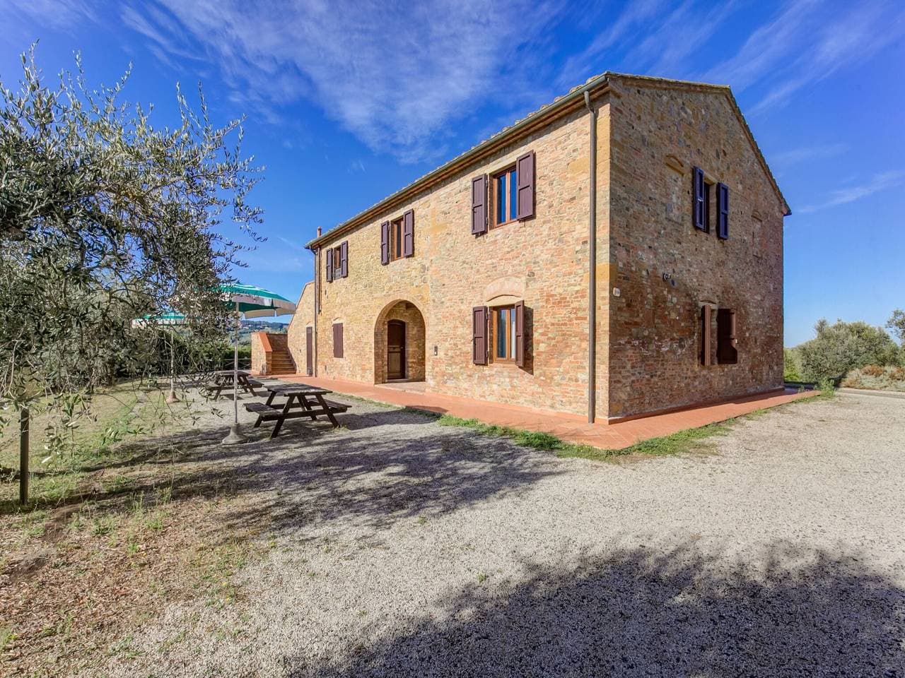 Landferienhaus in Gambassi Terme mit Garten 1
