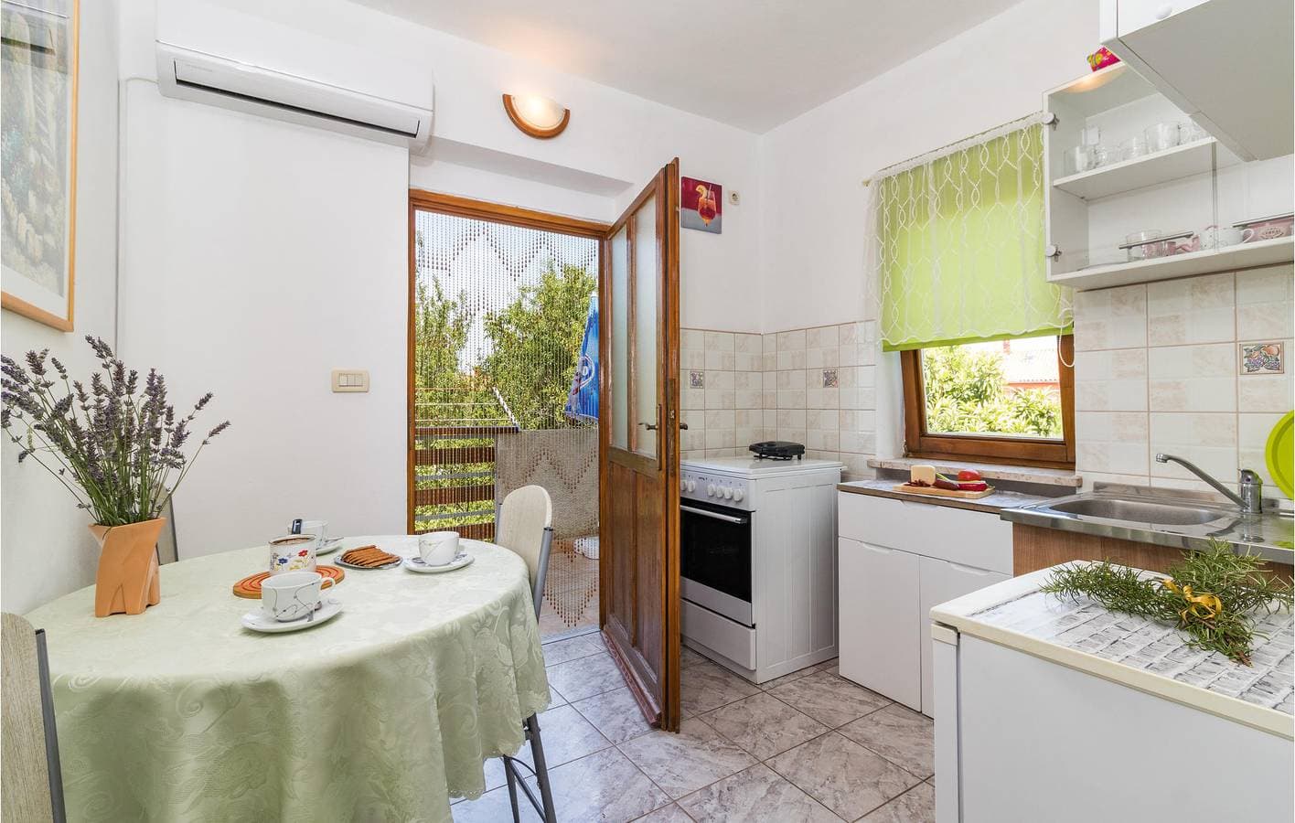 Foto 5 von 30: Charmante Ferienwohnung in Strandnähe mit WLAN, Terrasse und Parkplatz