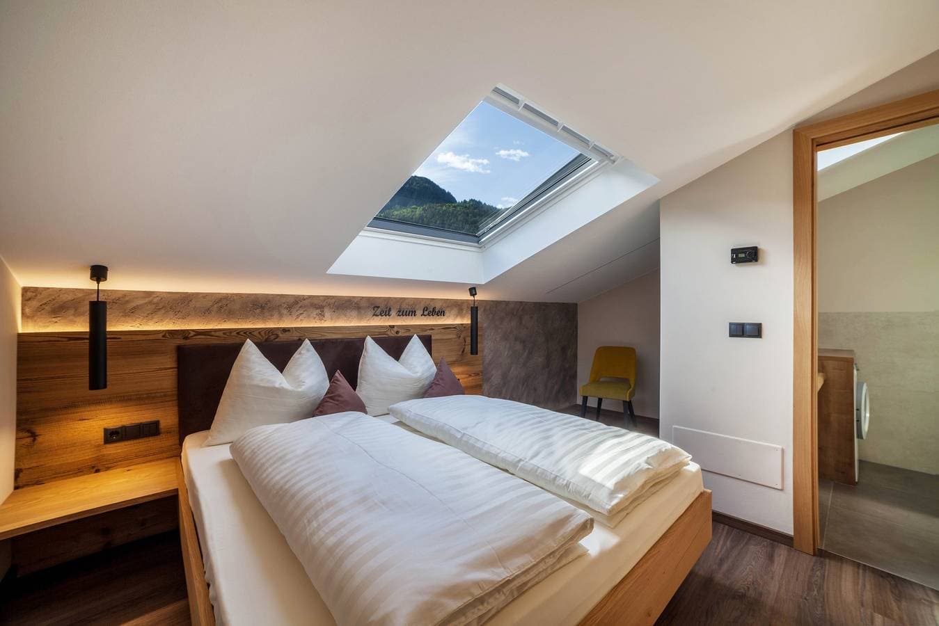 Foto 5 von 19: Ferienwohnung "Barrique" mit Bergblick, WLAN und Garten