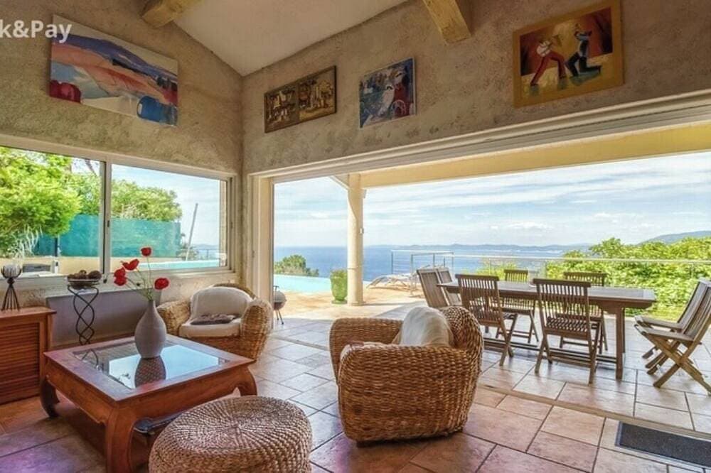 Foto 12 von 30: Villa mit privatem Pool, magischer Aussicht, absolute Ruhe