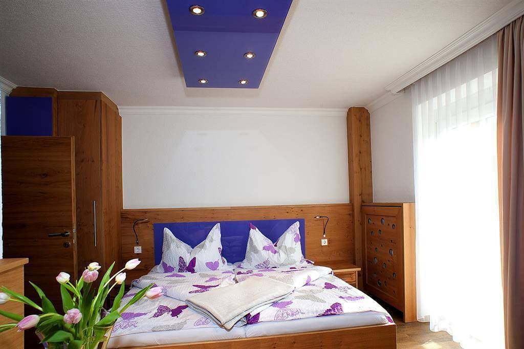 Foto 4 von 44: Doppelzimmer Zi 6