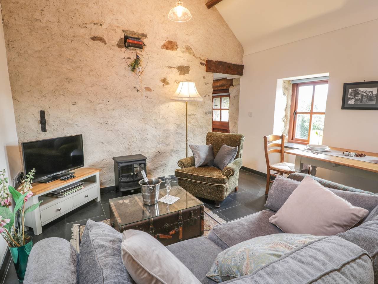 Foto 4 von 24: Cottage für 2 Personen mit Garten