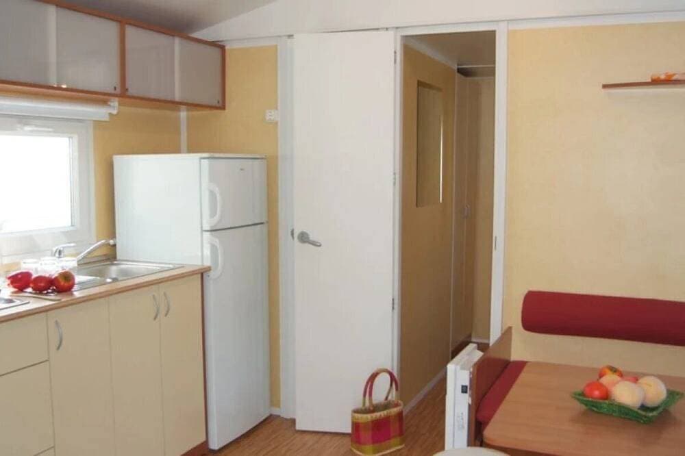 Foto 12 von 20: ZEcamping 3 étoiles  mobil-home TV clim 27m2