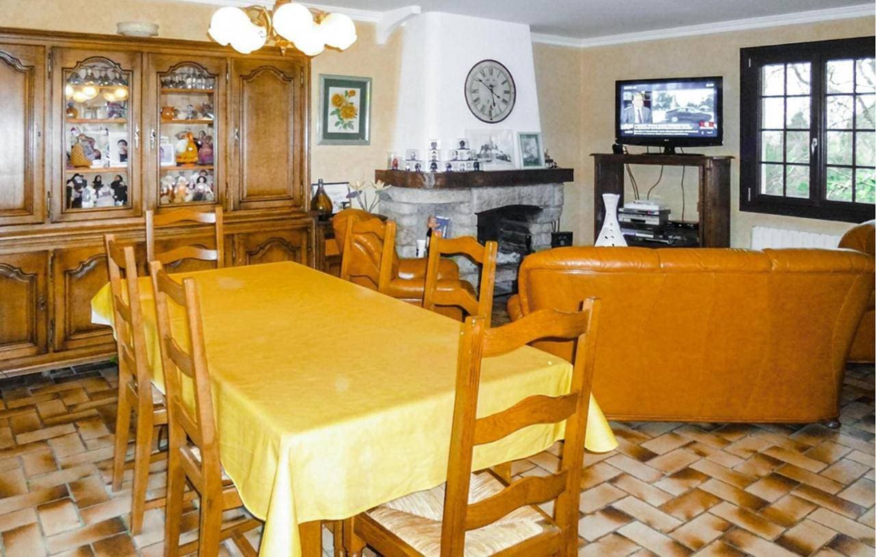 Foto 5 von 11: Three-Bedroom Home