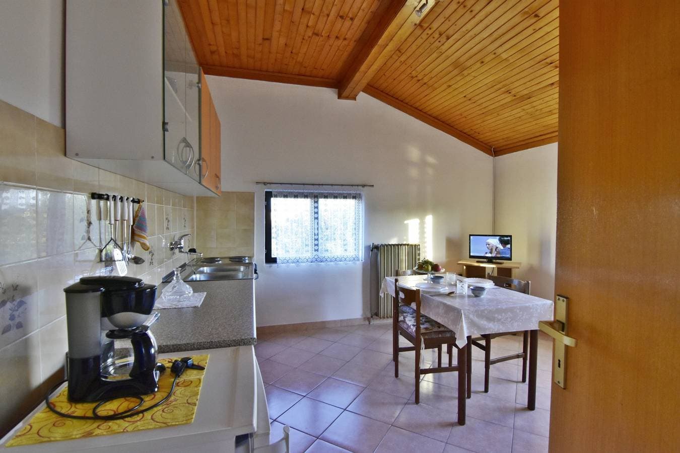 Foto 11 von 39: Charmante Wohnung in Zambratija mit Meerblick
