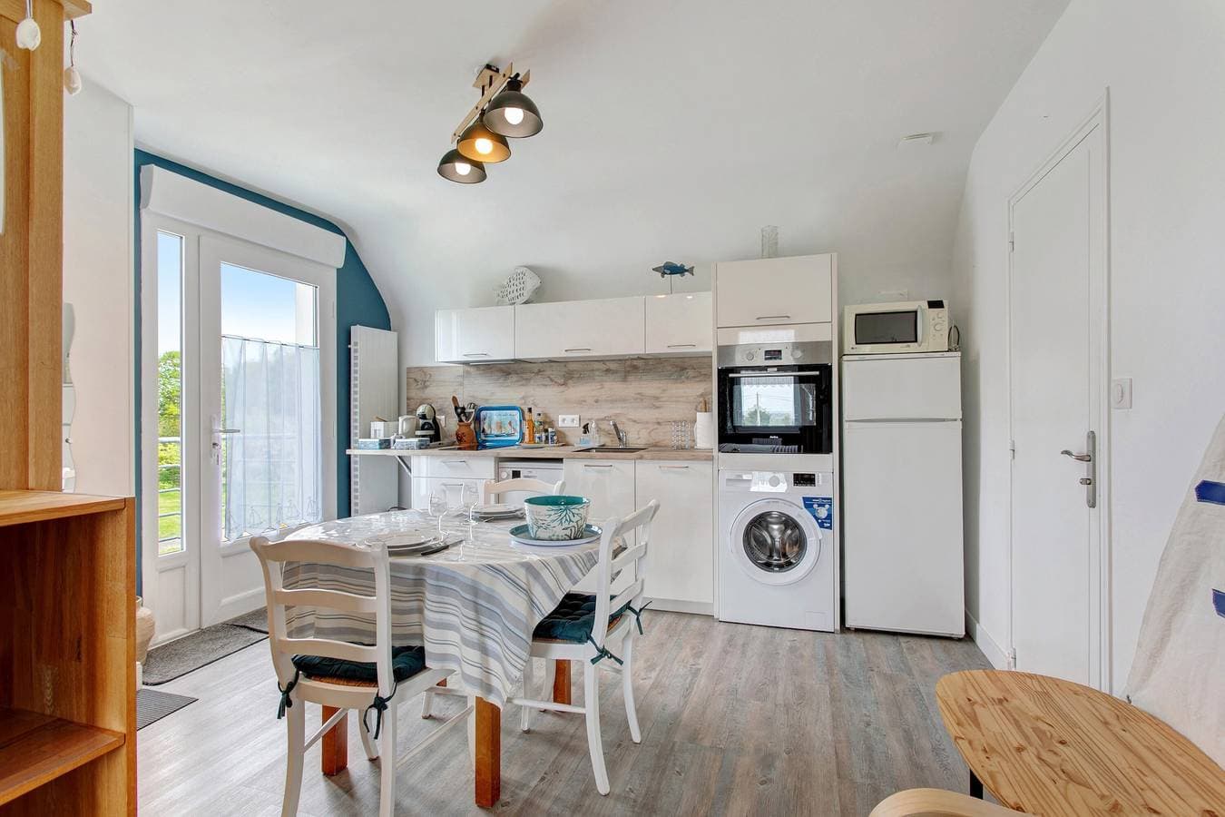 Foto 2 von 22: Studio „Port Lazo“ mit Meerblick, privater Terrasse und WLAN