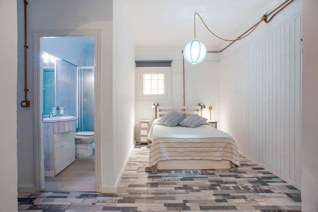 Foto 7 von 18: Einzimmerwohnung "Las Sales Estudio" Nahe dem Strand und mit WLAN