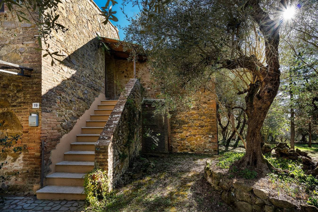 Foto 13 von 54: Apartment 'La Bandita Agriturismo' mit Gemeinschaftsgarten, WLAN und Klimaanlage
