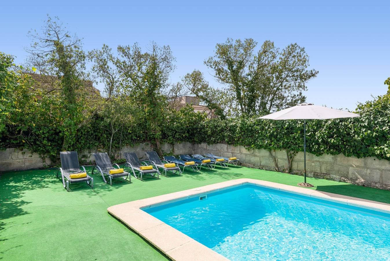 Foto 3 von 47: Gina - Schönes Haus mit privatem Pool und Kostenloses WLAN