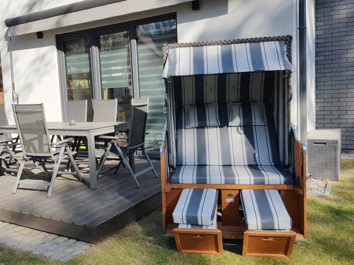 Dom Jan 1