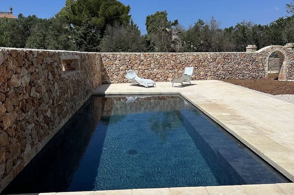 Salento: In San Gregorio Villa Mit Civeury Olive Grove, Garten Und Porch 1
