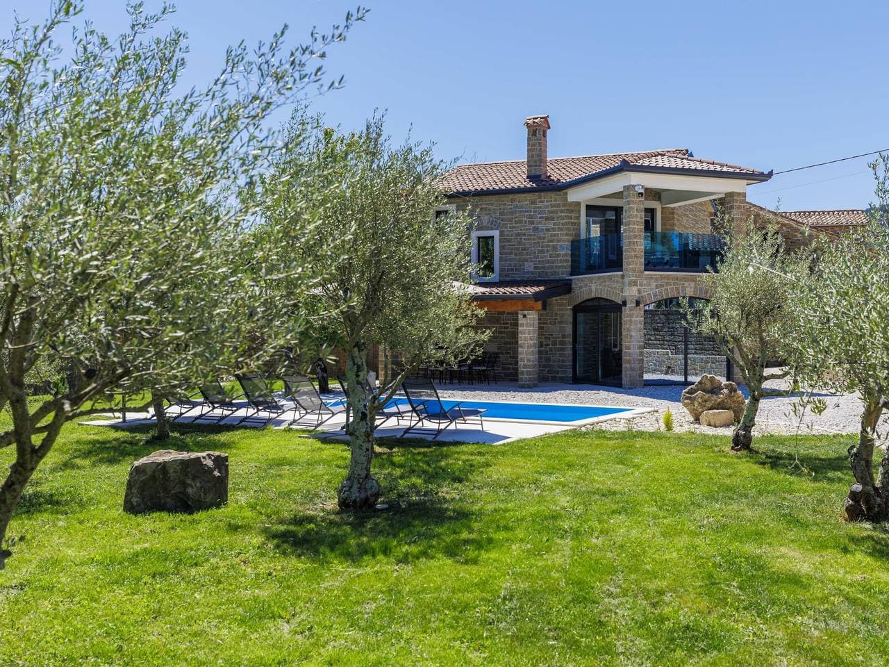Schöne, luxuriöse Villa Solaria 1